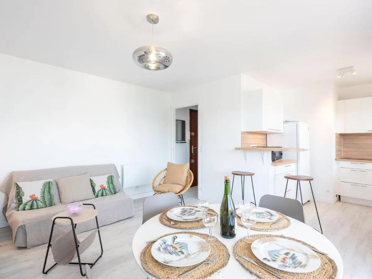 Apartment Port Haliguen Plaisance By Interhome Quiberon